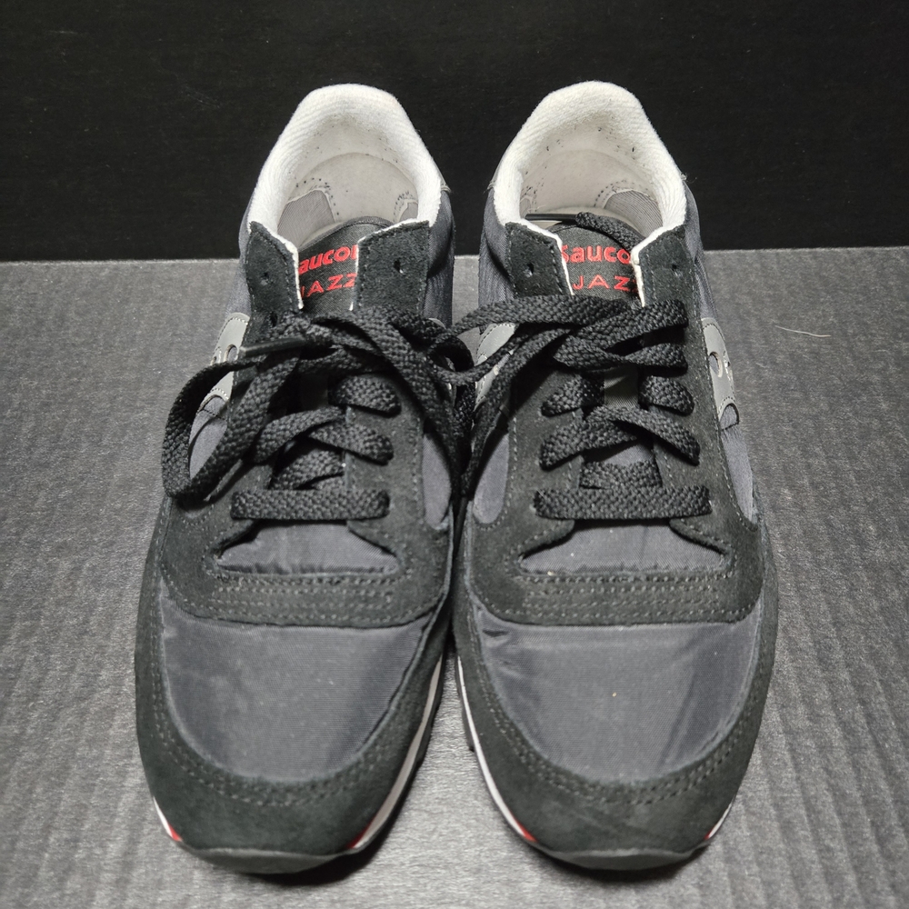 Saucony Womens Black and Gray Sneakers - Picture 2 of 7